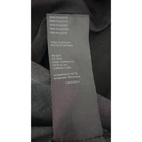 Anthropologie Womens XL Black Silky Pintucked V-Neck Flutter Sleeves Swing Top - Picture 6 of 7